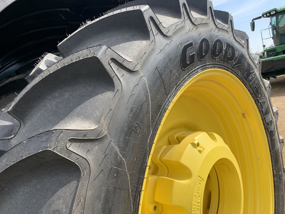 2025 John Deere 8R 340 Tractor