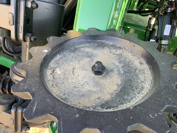 2025 John Deere N536C Air Seeder