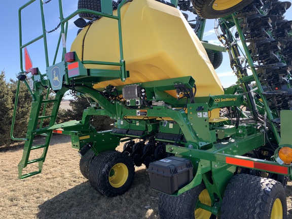 2025 John Deere N536C Air Seeder