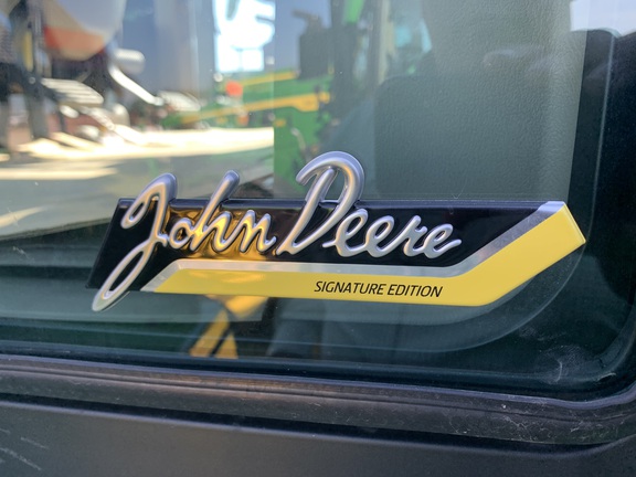 2025 John Deere 9R 590 Tractor 4WD