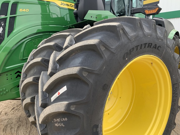 2025 John Deere 9R 640 Tractor 4WD