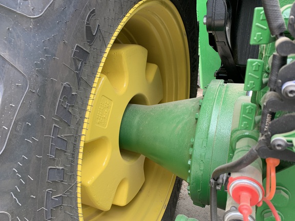 2025 John Deere 9R 640 Tractor 4WD