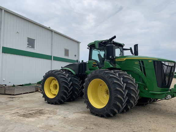 2025 John Deere 9R 640 Tractor 4WD