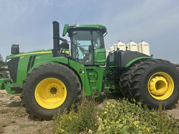 2025 John Deere 9R 590 Tractor 4WD