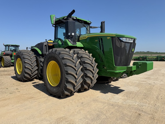 2025 John Deere 9R 590 Tractor 4WD
