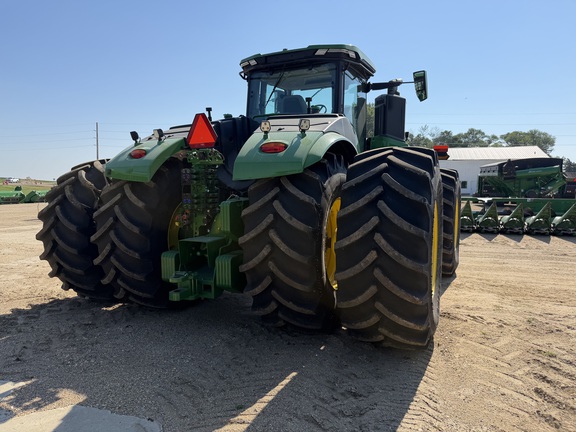 2025 John Deere 9R 590 Tractor 4WD