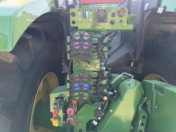 2025 John Deere 9R 590 Tractor 4WD