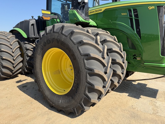2025 John Deere 9R 590 Tractor 4WD