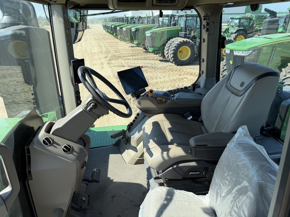 2025 John Deere 9R 590 Tractor 4WD