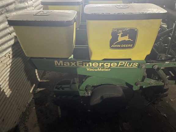 1997 John Deere 1710 Tree Planter