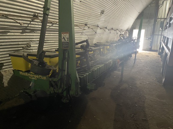 1997 John Deere 1710 Tree Planter