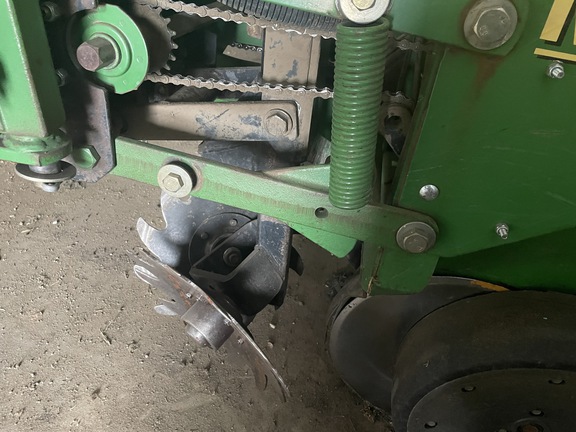 1997 John Deere 1710 Tree Planter