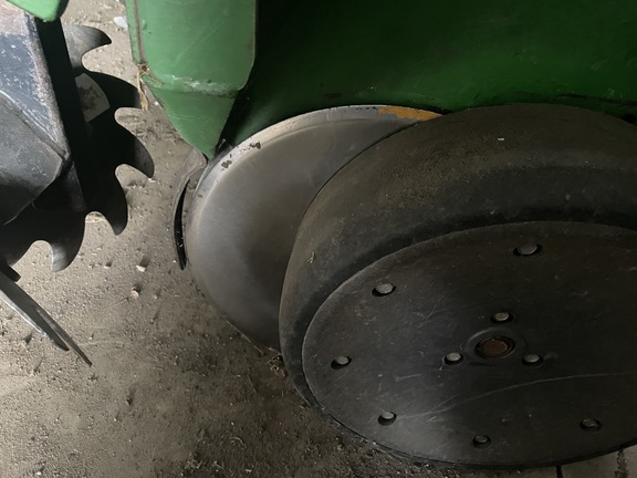 1997 John Deere 1710 Tree Planter