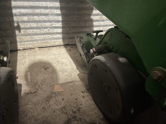 1997 John Deere 1710 Tree Planter