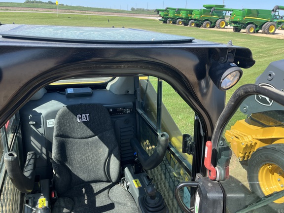 2017 Caterpillar 287D Compact Track Loader