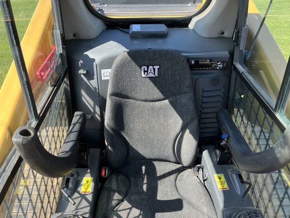 2017 Caterpillar 287D Compact Track Loader