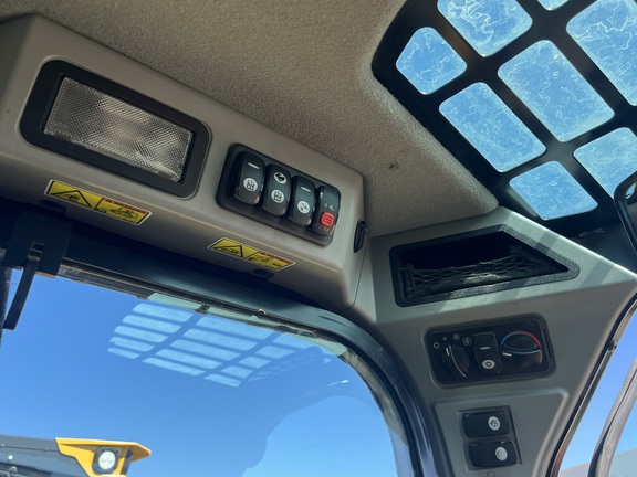 2017 Caterpillar 287D Compact Track Loader