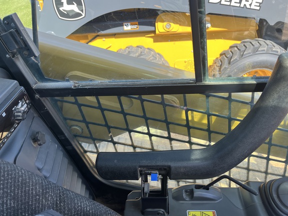 2017 Caterpillar 287D Compact Track Loader