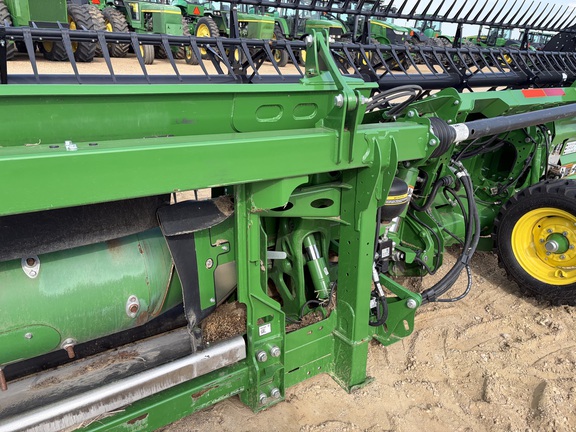 2025 John Deere HDF 45 Header Combine