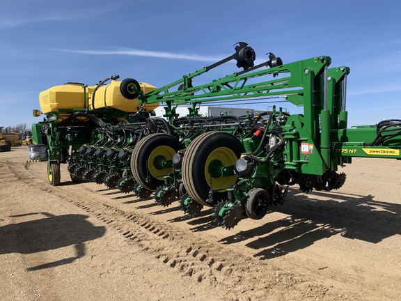 2025 John Deere 1775NT Planter