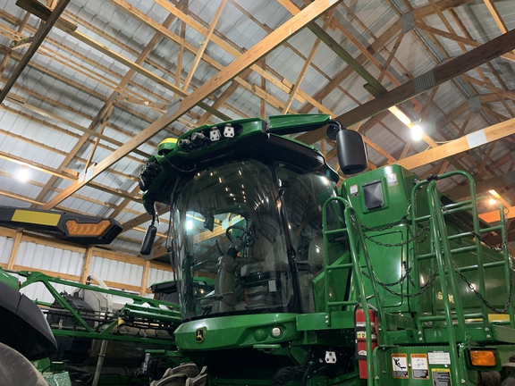 2024 John Deere S780 Combine