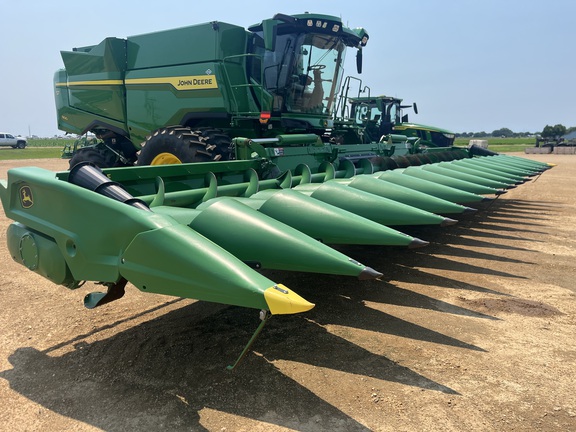 2025 John Deere CF 16 Header Corn Head
