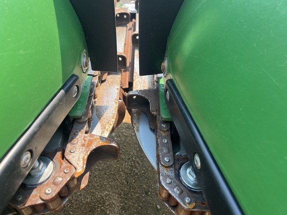 2025 John Deere CF 16 Header Corn Head