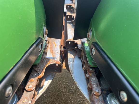 2025 John Deere CF 16 Header Corn Head