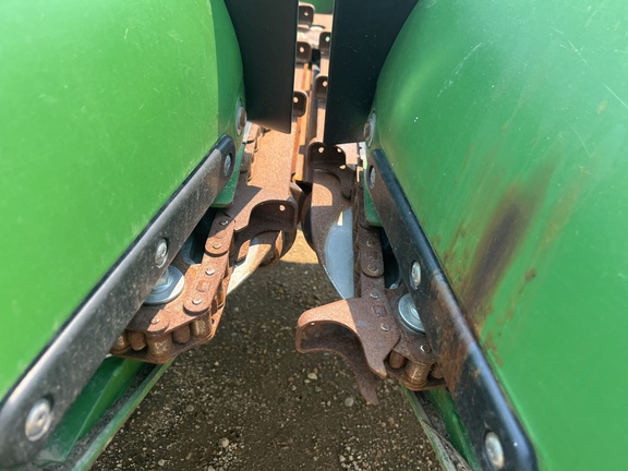 2025 John Deere CF 16 Header Corn Head