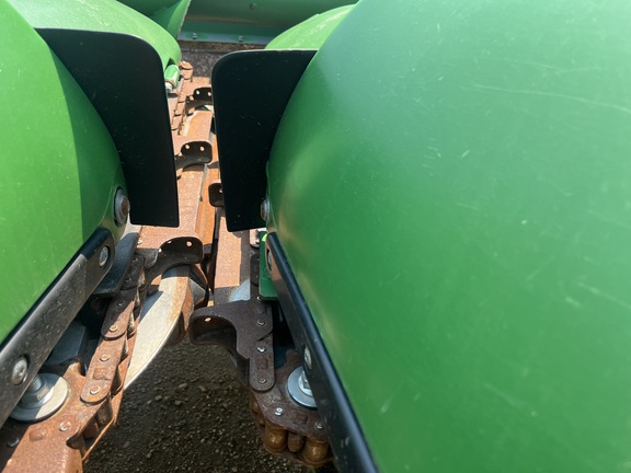 2025 John Deere CF 16 Header Corn Head