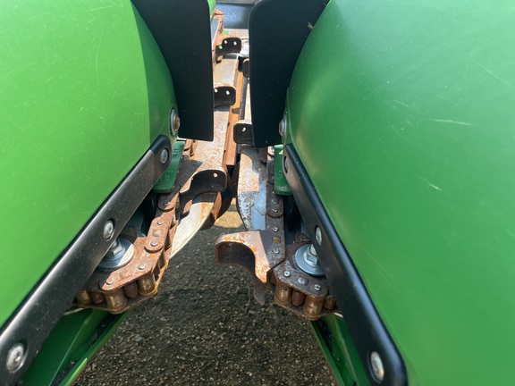 2025 John Deere CF 16 Header Corn Head
