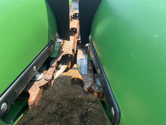 2025 John Deere CF 16 Header Corn Head