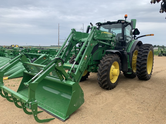2025 John Deere 6R 195 Tractor