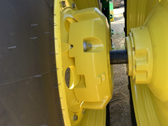 2025 John Deere 6R 195 Tractor