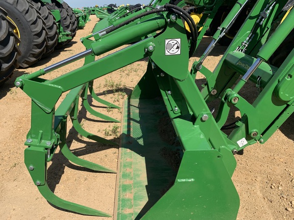 2025 John Deere 6R 195 Tractor