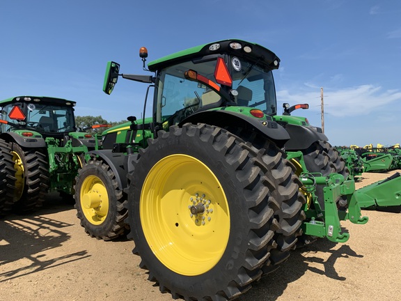 2025 John Deere 6R 195 Tractor