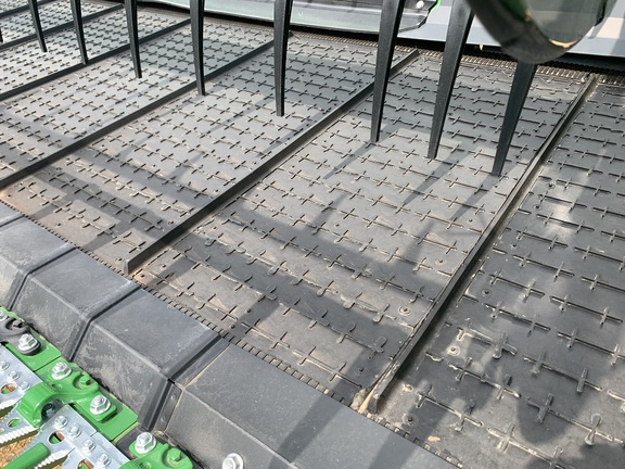 2025 John Deere HDF 50 Header Combine