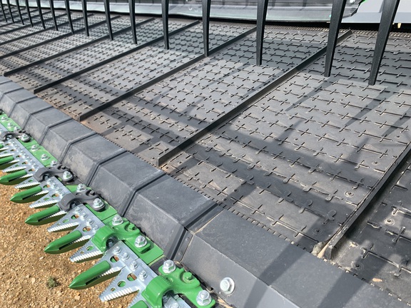 2025 John Deere HDF 50 Header Combine