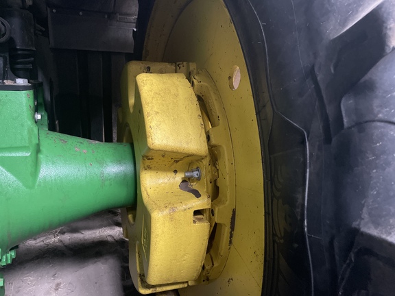 2022 John Deere 8R 370 Tractor