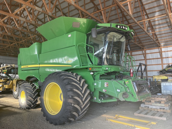 2021 John Deere S780 Combine