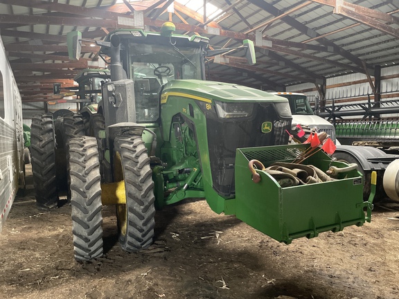 2022 John Deere 8R 370 Tractor
