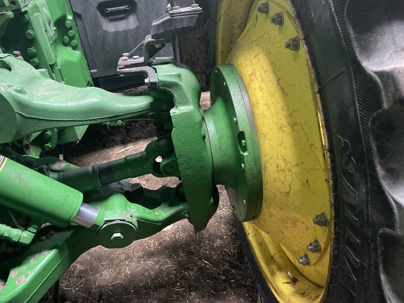 2022 John Deere 8R 370 Tractor