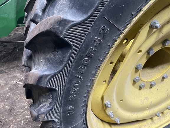 2022 John Deere 8R 370 Tractor