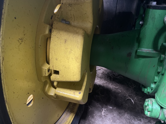 2022 John Deere 8R 370 Tractor