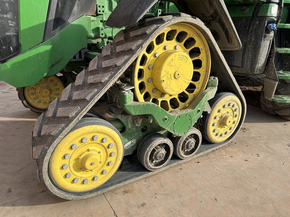 2021 John Deere 8RX 410 Tractor Rubber Track