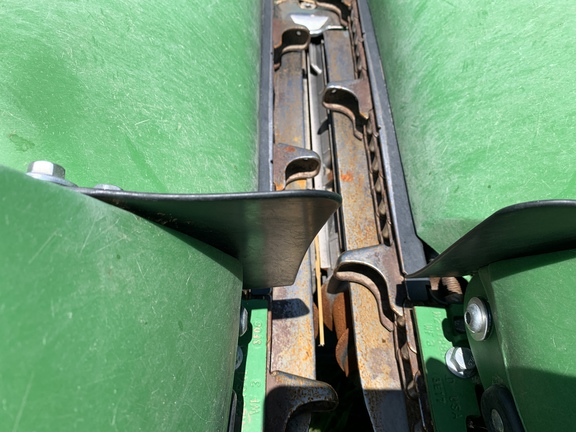 2023 John Deere C18F Header Corn Head