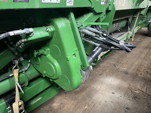 2023 John Deere RD45F Header Combine