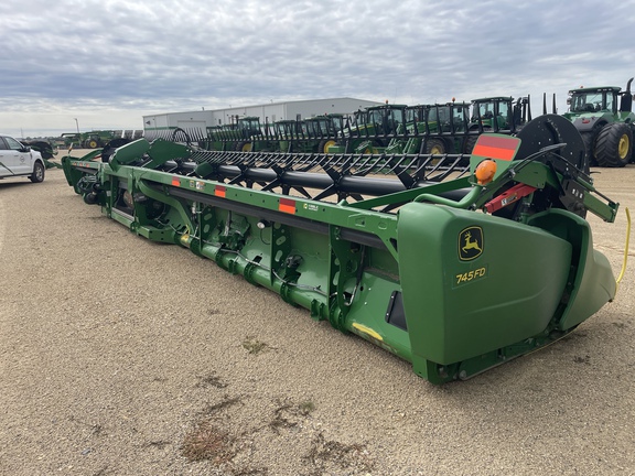 2019 John Deere 745FD Header Combine