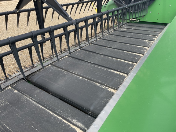 2019 John Deere 745FD Header Combine