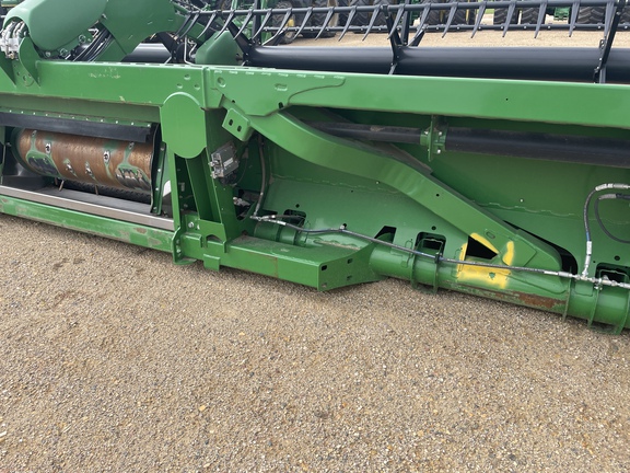 2019 John Deere 745FD Header Combine